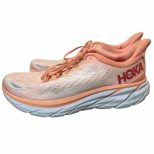 HOKA| Women's Clifton 8 in peach size 10.5